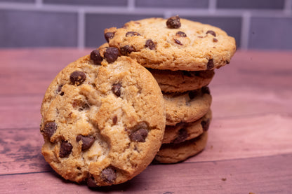 CHOCOLATE CHIP COOKIE